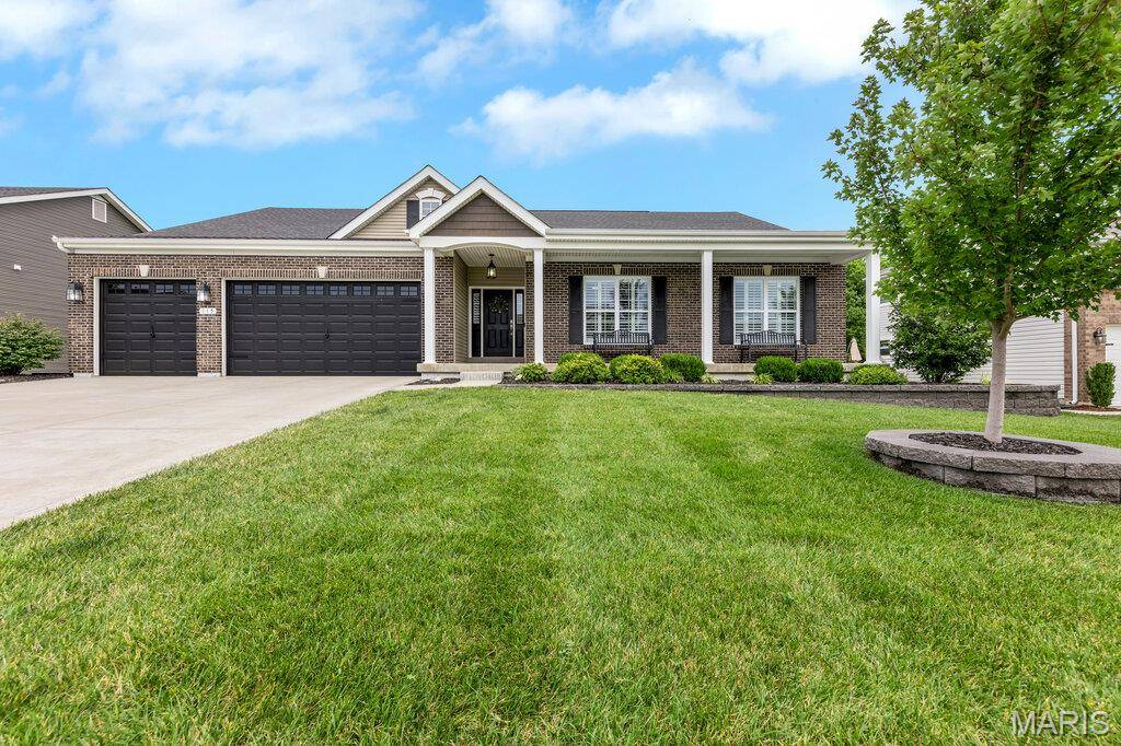 115 Hannahs Mill DR, Lake St Louis, MO 63367