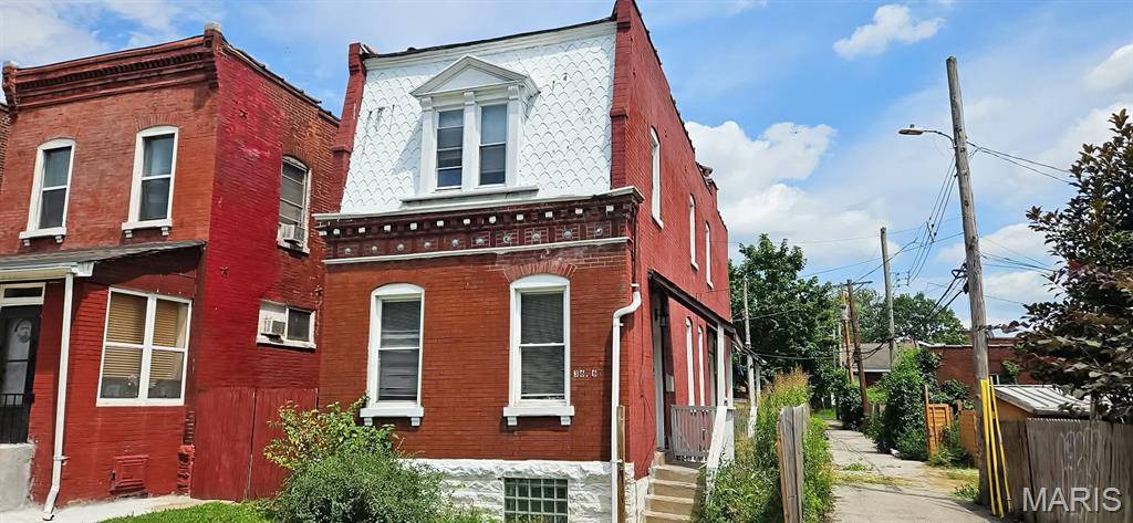 3646 Iowa AVE, St Louis, MO 63118