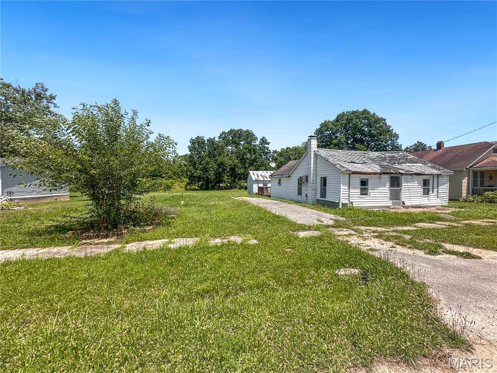 114 Oak ST, Morrison, MO 65061