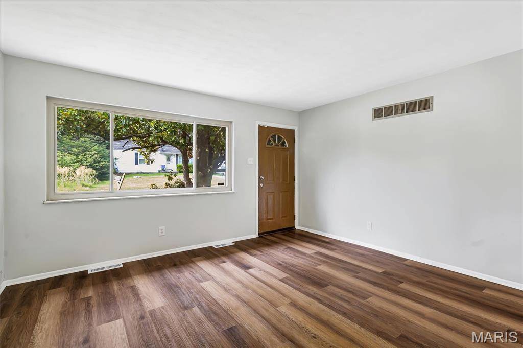 258 Sadonia AVE, Calverton Park, MO 63135