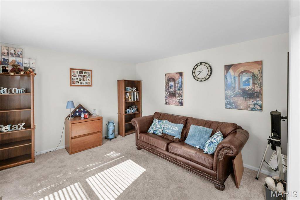 1250 Elisabeth DR, O'fallon, IL 62269