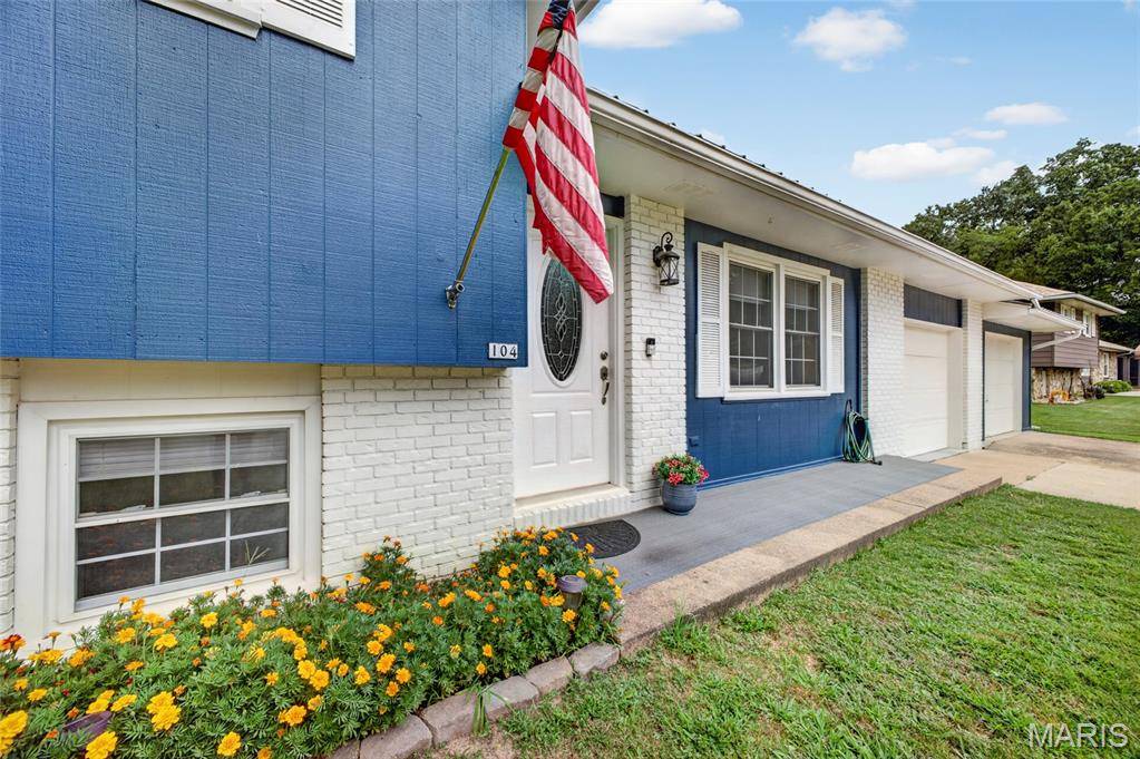 104 Ballew LN, Waynesville, MO 65583