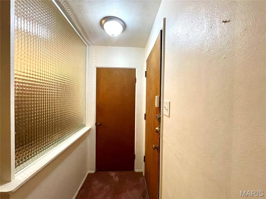 7534 Carleton AVE, University City, MO 63130