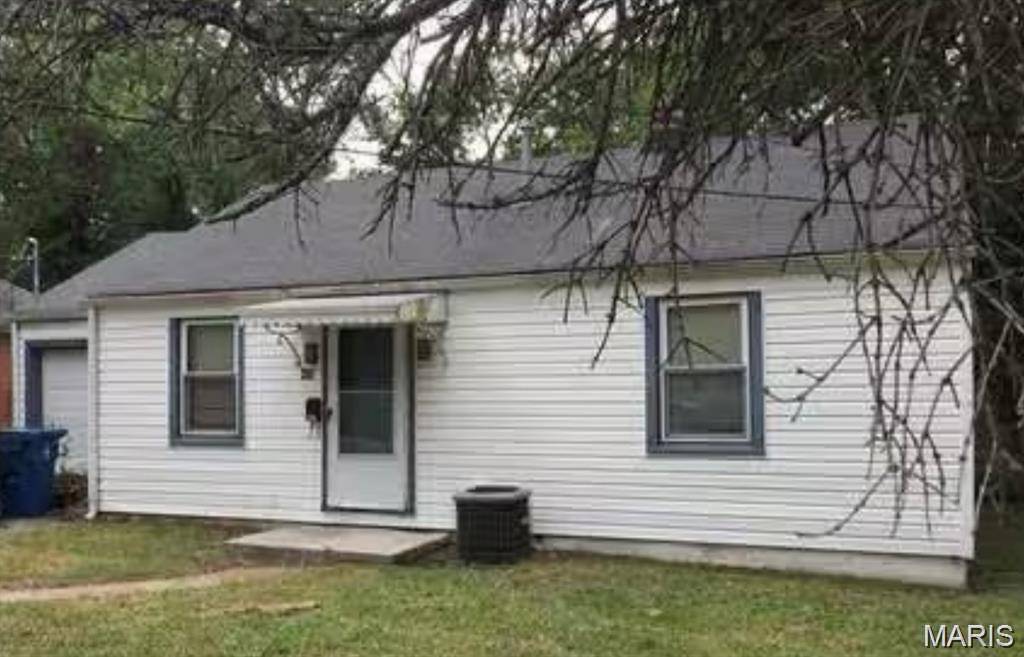 433 Jean AVE, St Louis, MO 63135
