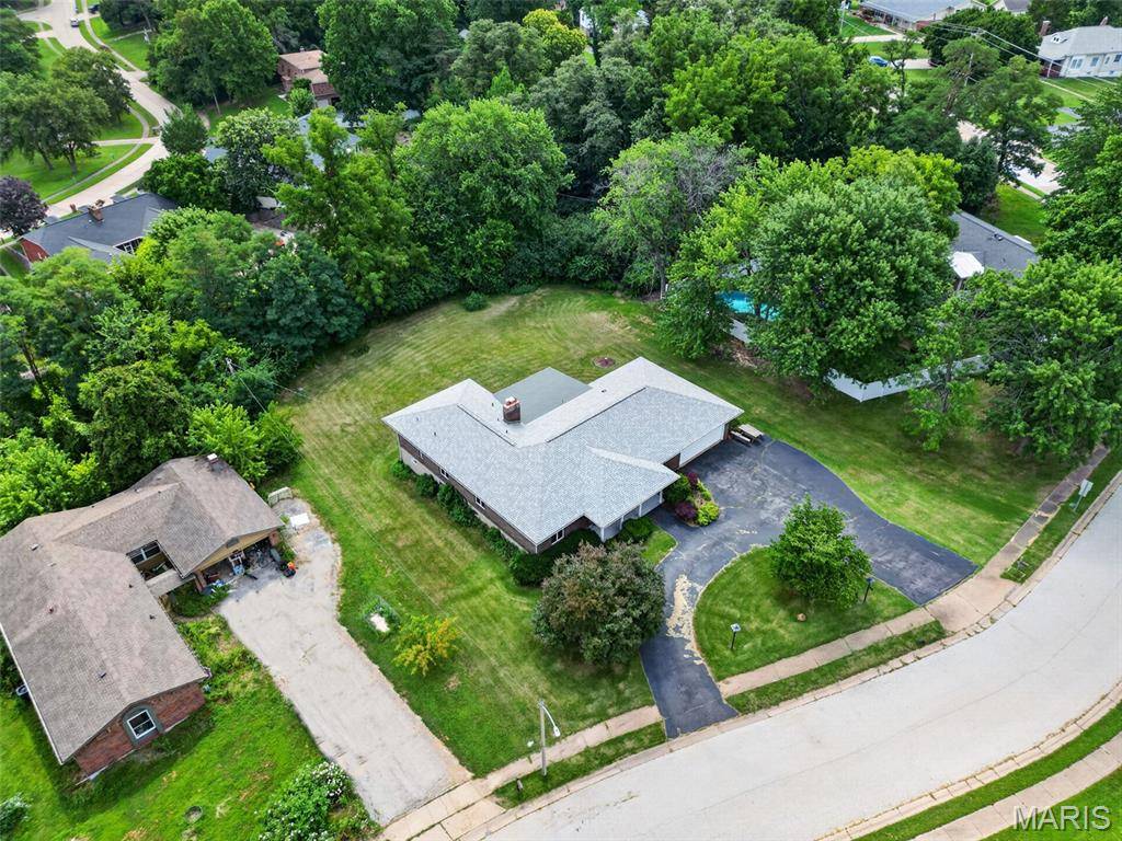 3616 Taylor AVE, Bridgeton, MO 63044