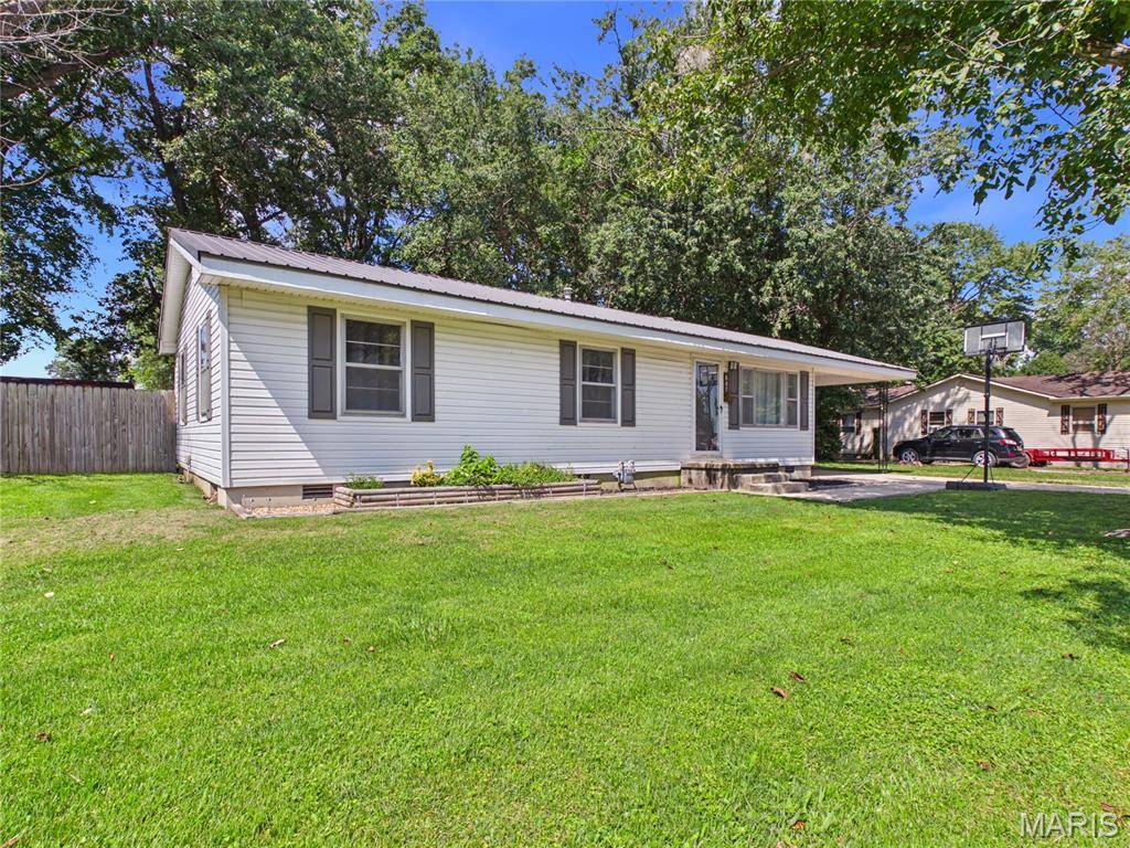 807 W Jenkins ST, Advance, MO 63730