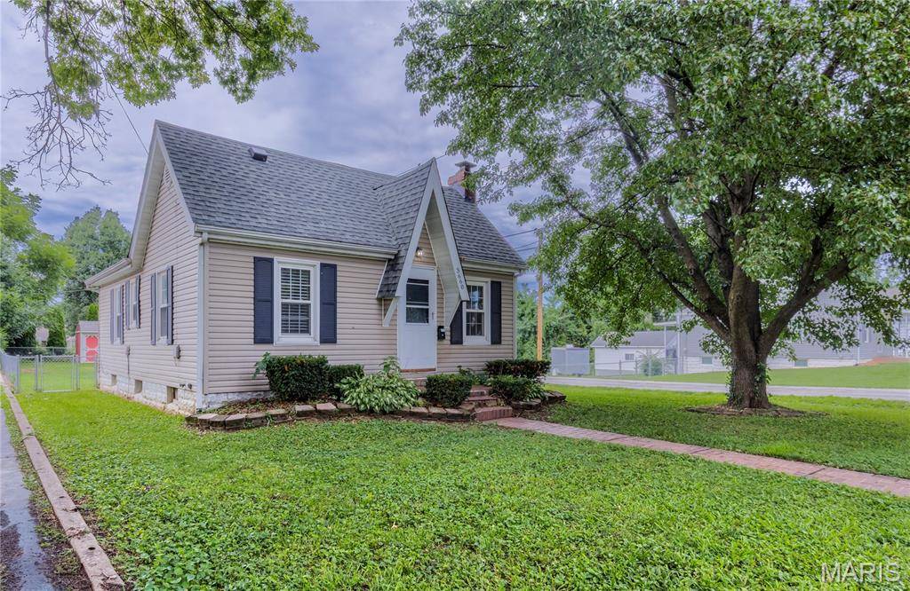 3660 Western AVE, Alton, IL 62002