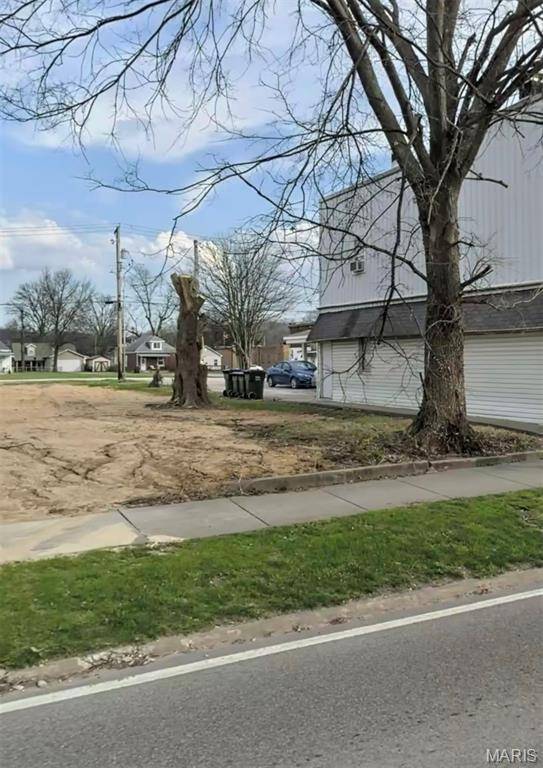 218 North Main Street, Dupo, IL 62239