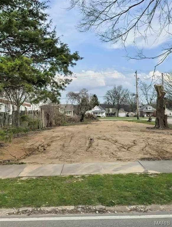 218 North Main Street, Dupo, IL 62239