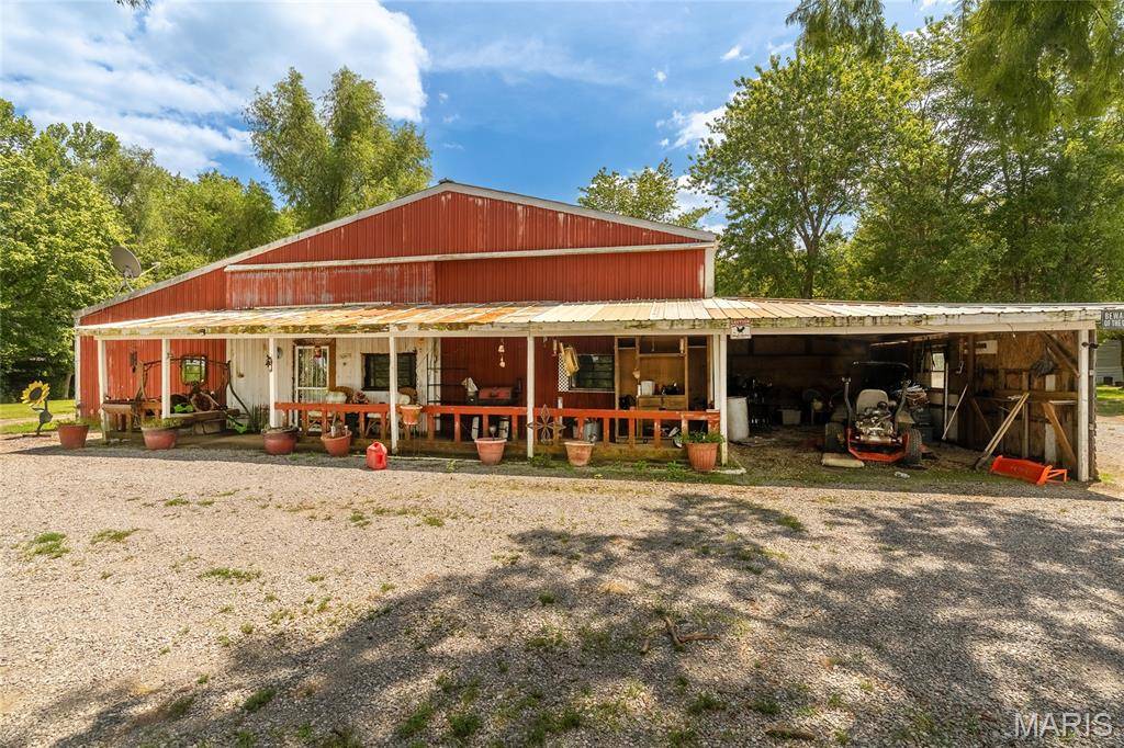 8475 state hwy 146, Vienna, IL 62912
