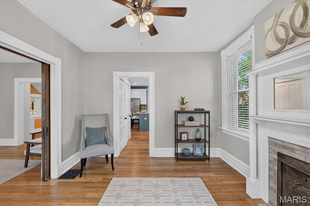 4220 Wyoming ST, St Louis, MO 63116