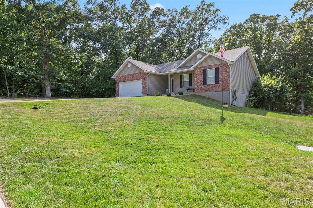416 Trenton DR, De Soto, MO 63020