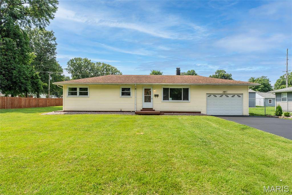 2434 Pine ST, Granite City, IL 62040