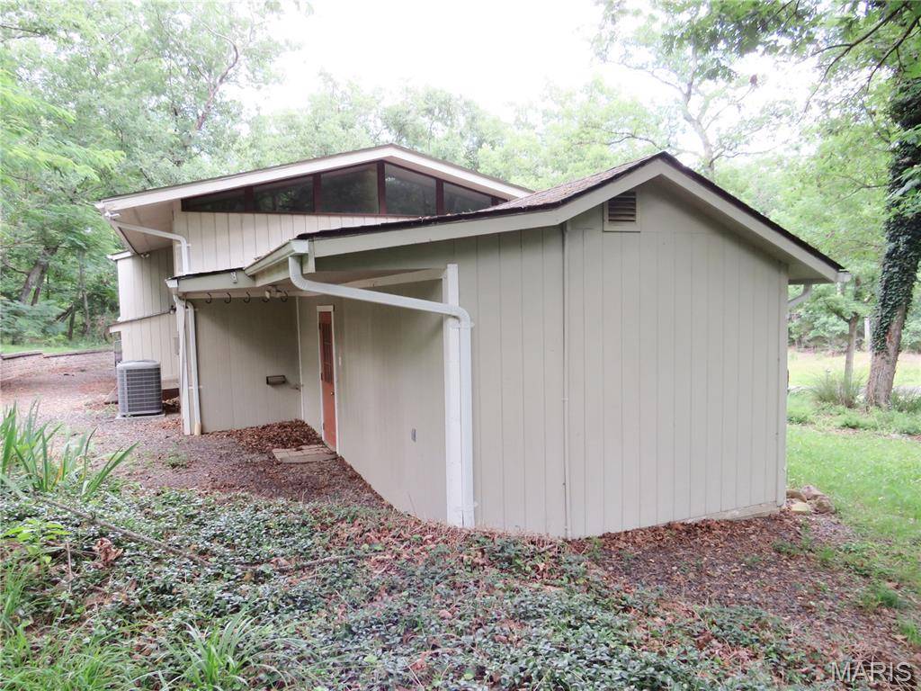 3021 Lake Northwoods RD, Owensville, MO 65066