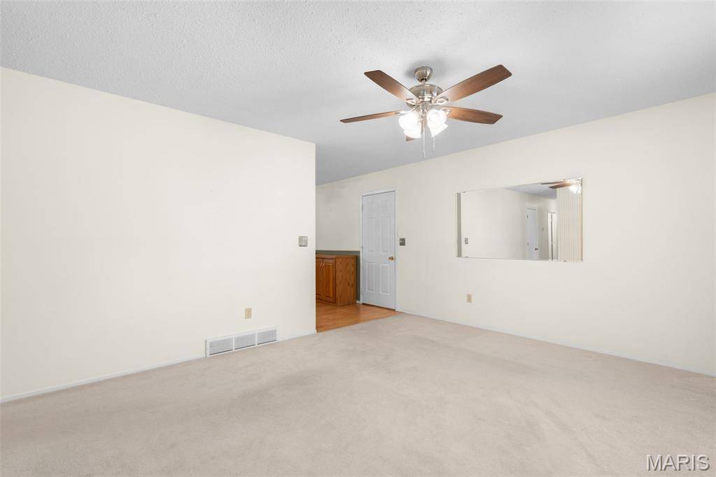 611 W Roosevelt AVE, Union, MO 63084