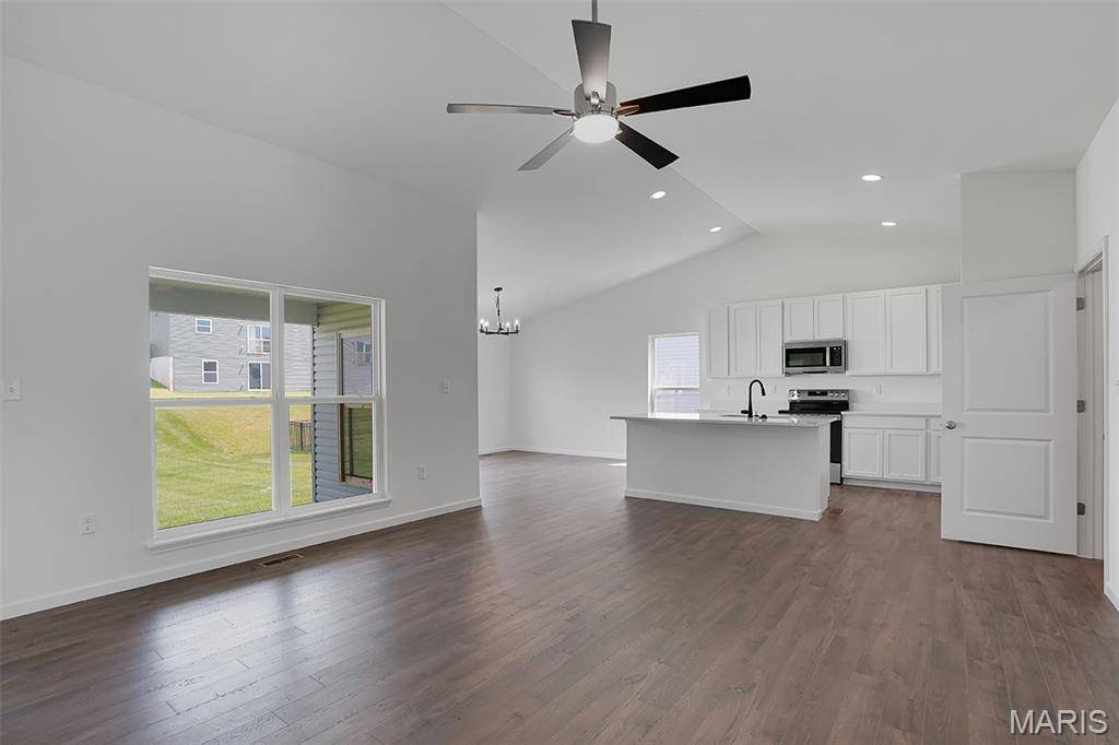 4566 Bella Terra DR, Arnold, MO 63010