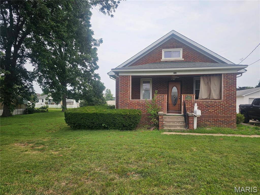 714 N Jefferson ST, Mascoutah, IL 62258