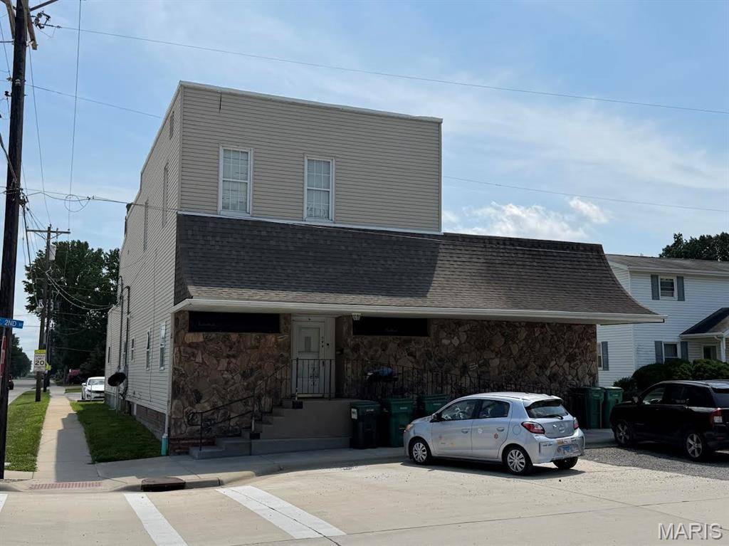 590 S 2nd ST, Breese, IL 62230