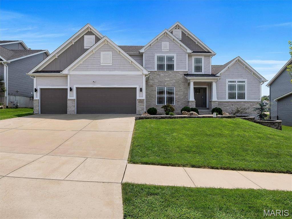 502 Leaning Woods ST, St Charles, MO 63301