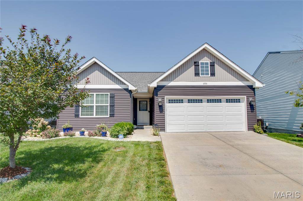6806 Scenic Byways LN, Godfrey, IL 62035
