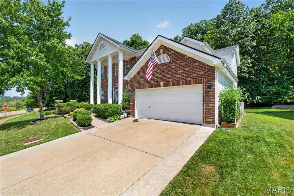 560 Legends View DR, Eureka, MO 63025