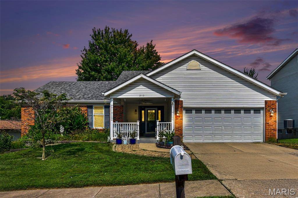 2113 Dettmer PL, Florissant, MO 63031