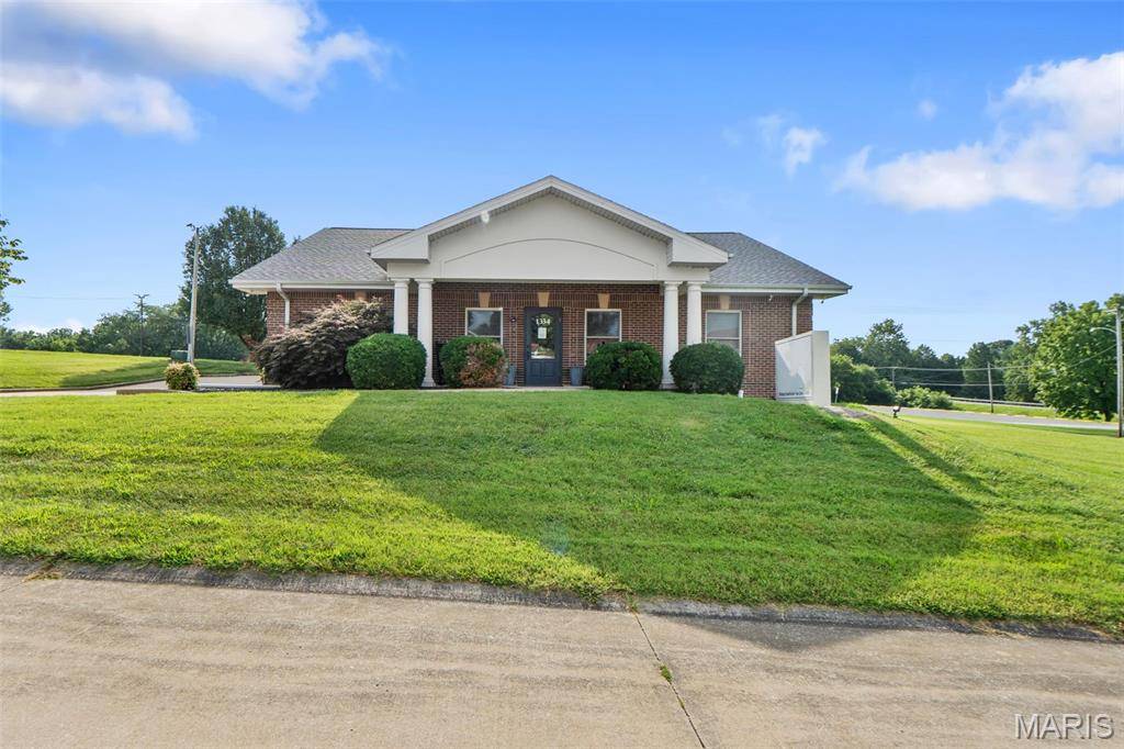 1300 & 1334 Indian Pkwy, Jackson, MO 63755