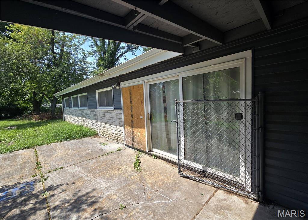 6551 January AVE, Berkeley, MO 63134