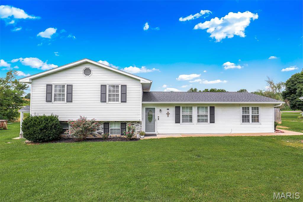 112 Village Creek RD, Fredericktown, MO 63645