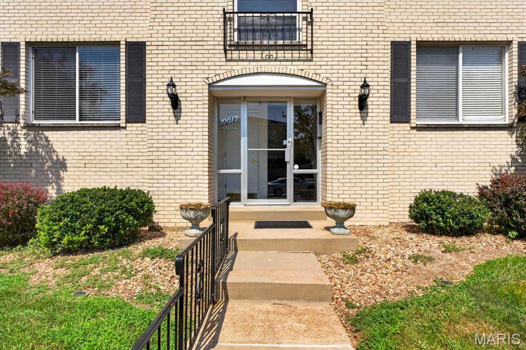 10017 Chardin WAY #3, St Louis, MO 63128