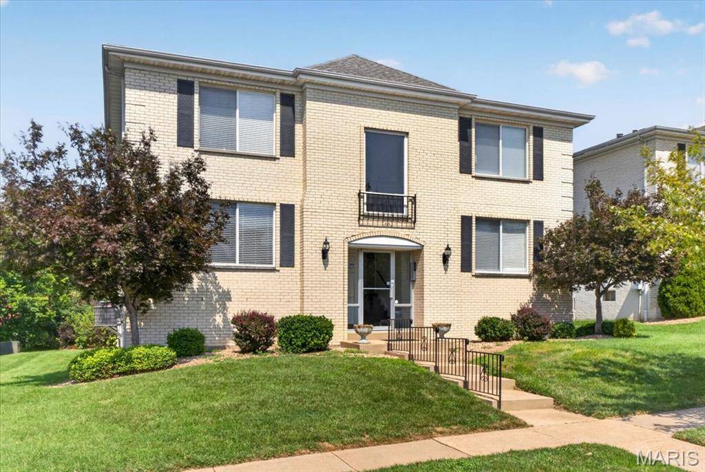 10017 Chardin WAY #3, St Louis, MO 63128