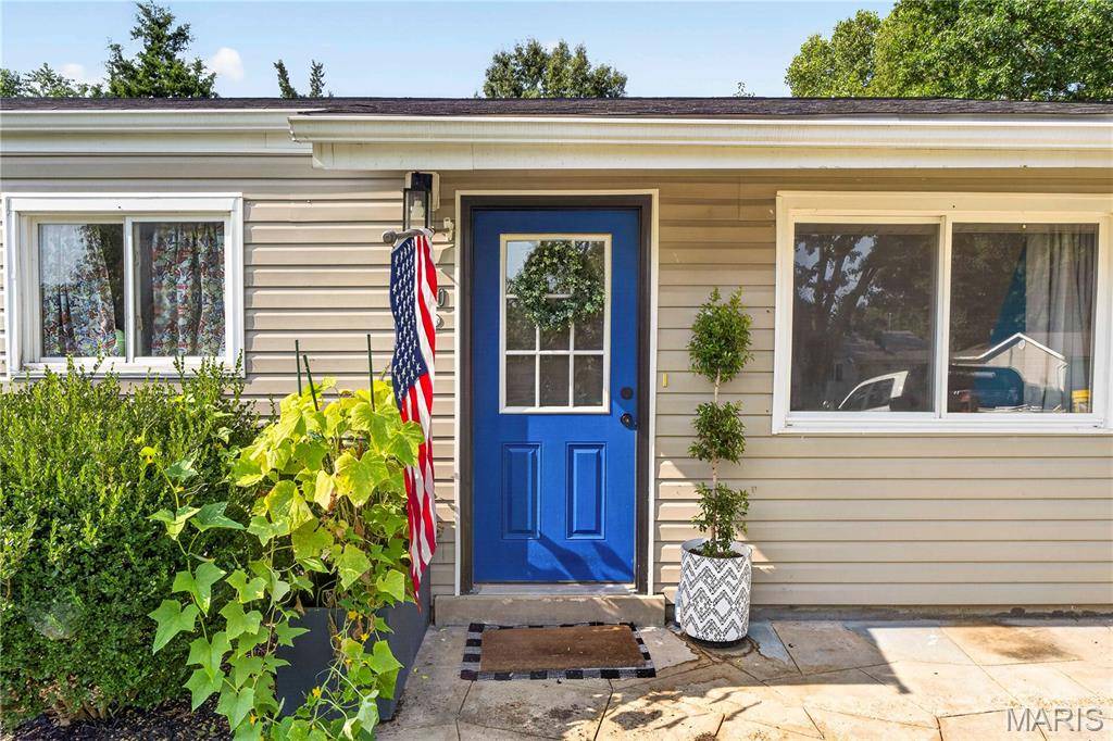 310 Heyden DR, Eureka, MO 63025