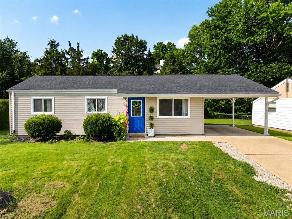 310 Heyden DR, Eureka, MO 63025