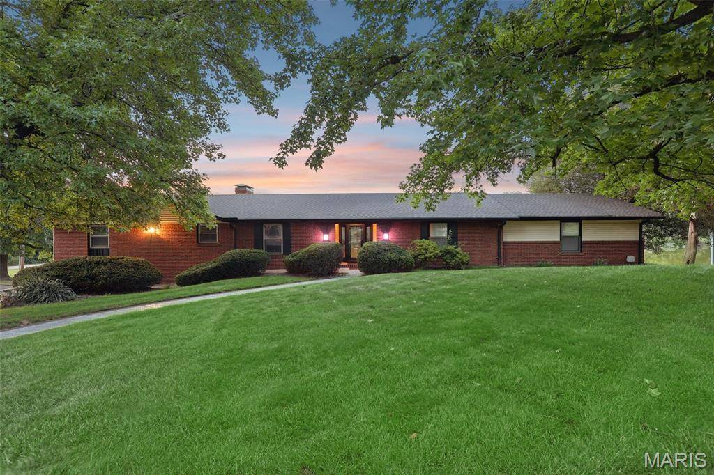1707 Saint Andrews DR, Shiloh, IL 62269