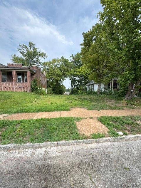 4459 Grace Ave, St Louis, MO 63116