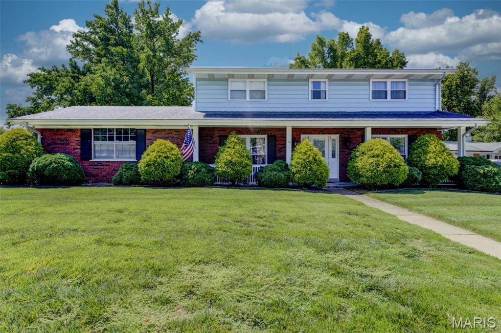 14 Lee CT, St Charles, MO 63301