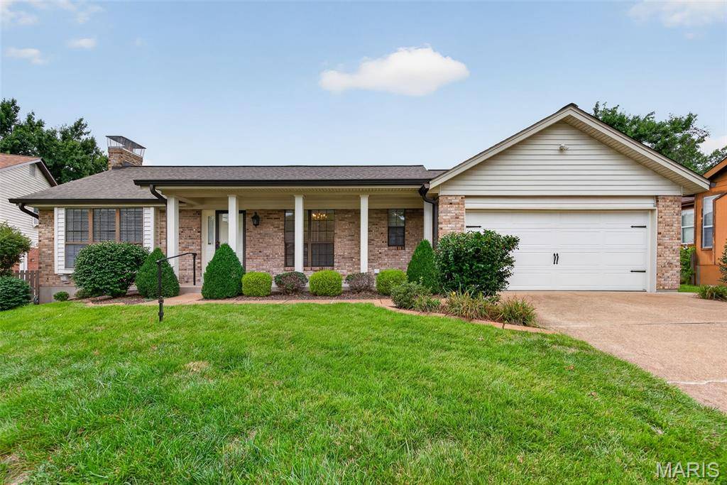 4843 Daltrey CT, Mehlville, MO 63129