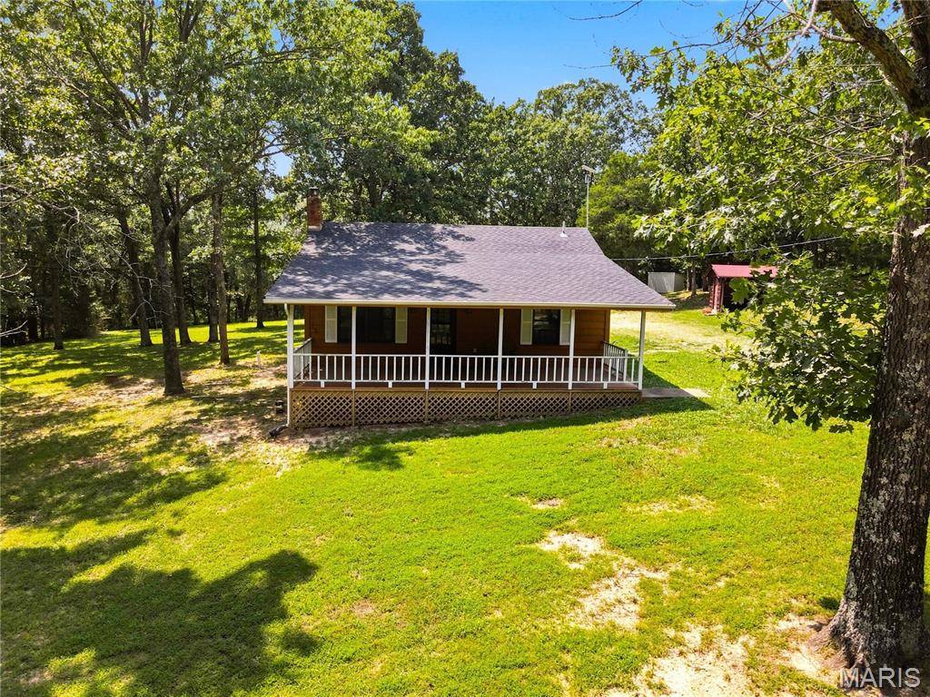 544 Anaconda RD, St Clair, MO 63077
