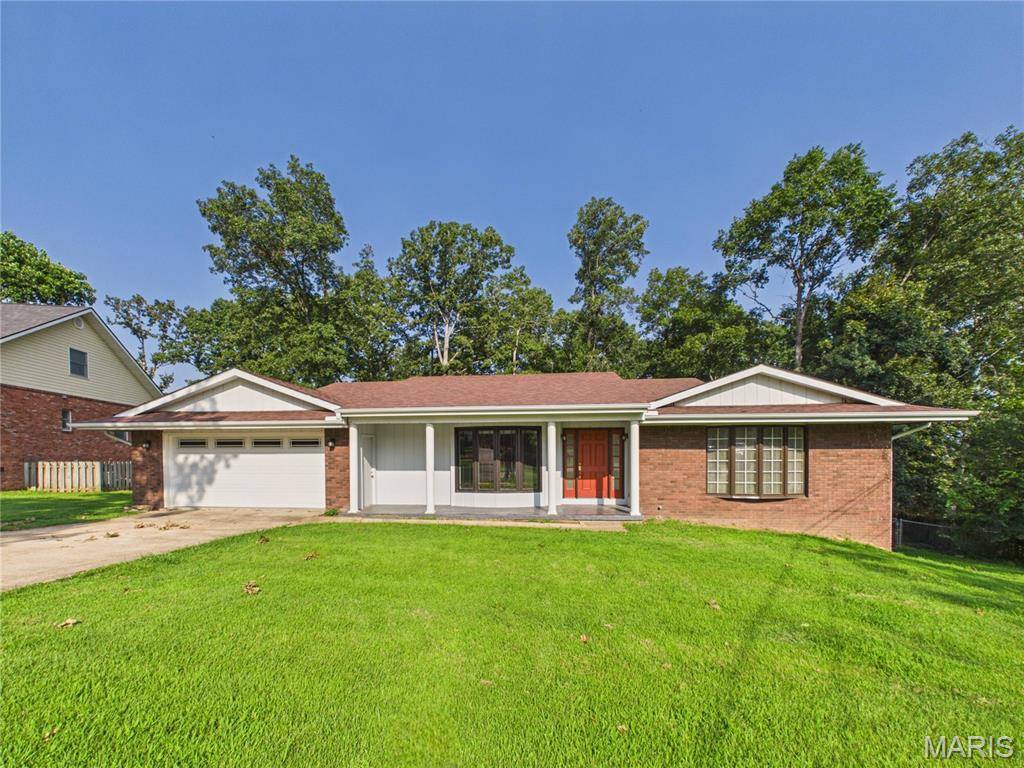 2035 Woodhaven RD, Poplar Bluff, MO 63901