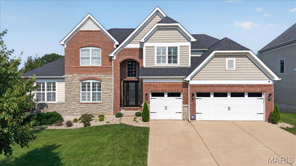 302 Oak Stand CT, Chesterfield, MO 63005