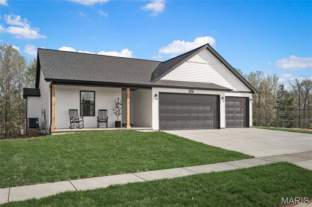 10717 Trenton LN #TBB, Foristell, MO 63348