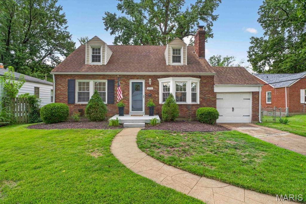 8738 Litzsinger DR, St Louis, MO 63144