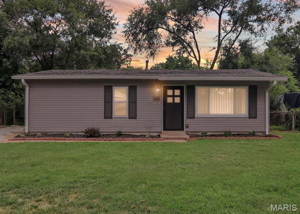 140 Saint Thomas LN, Cahokia, IL 62206
