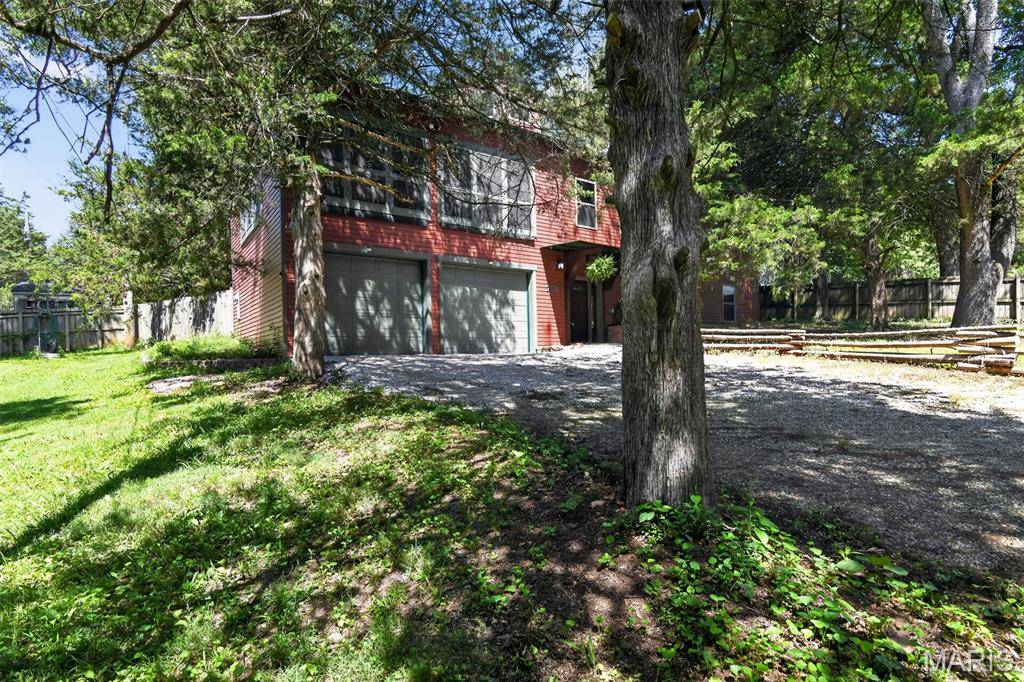 751 S Farm 197, Springfield, MO 65809
