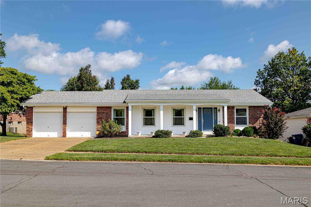 3625 Meserta LN, Florissant, MO 63033
