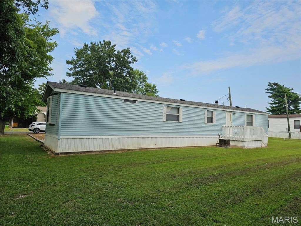 702 E Feifer, Sparta, IL 62286