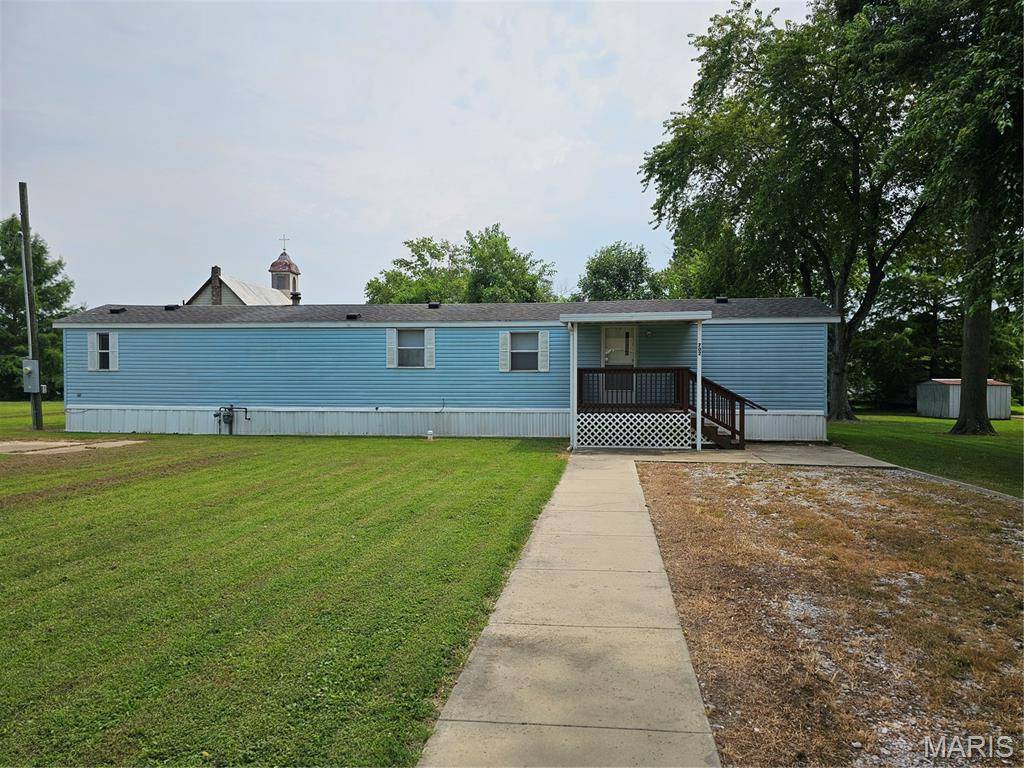 702 E Feifer, Sparta, IL 62286