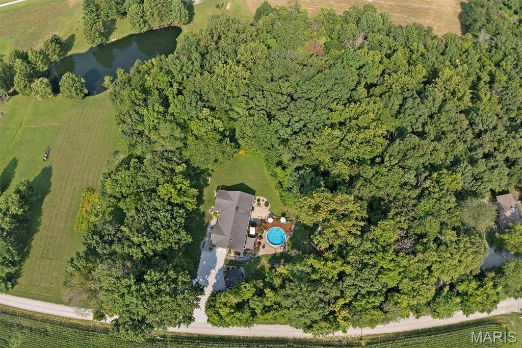 6849 Gushing SPGS, Edwardsville, IL 62025