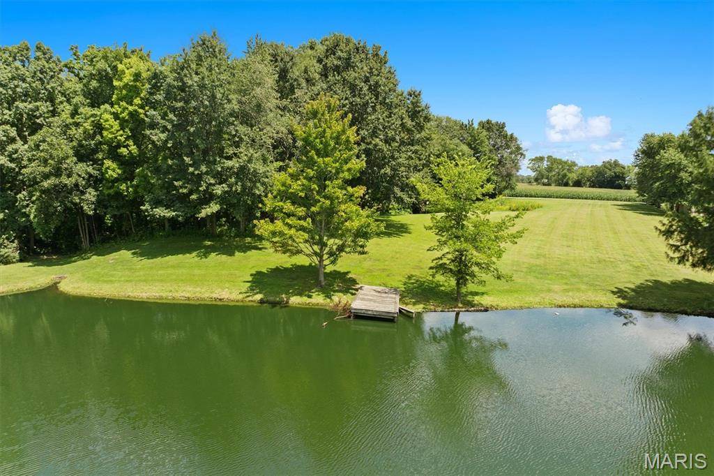 6849 Gushing SPGS, Edwardsville, IL 62025