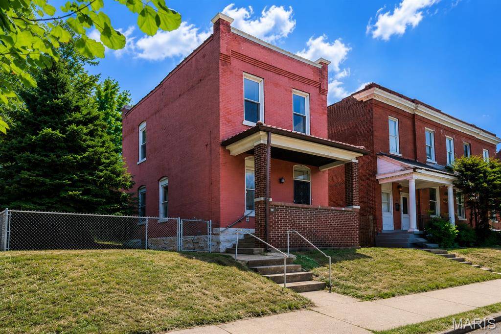 3428 Chippewa ST, St Louis, MO 63118